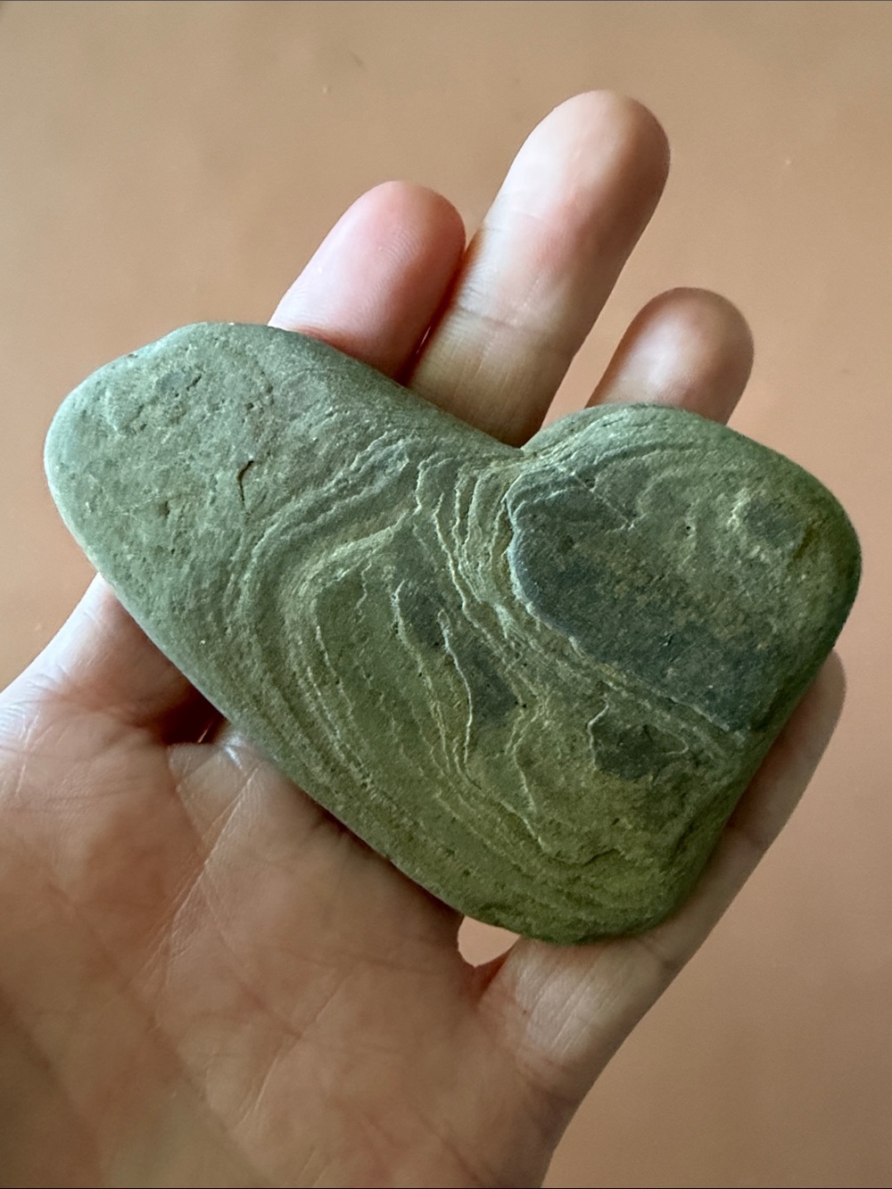 BIG!♥️ Natural Heart Shaped Beach Rock♥️ Love Stone Lucky Valentine ~3.5“ x 3“
